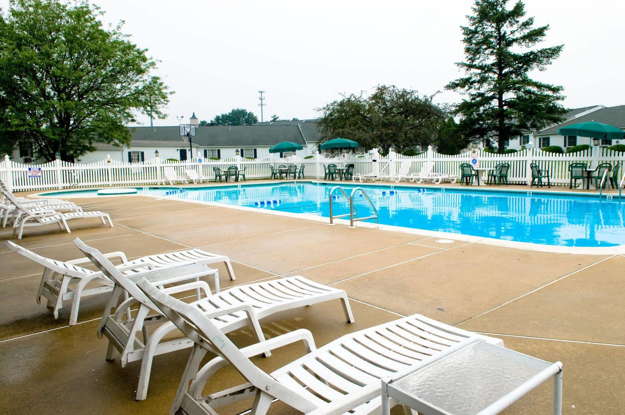 The Inn At Reading Hotel & Conference Center Exterior photo